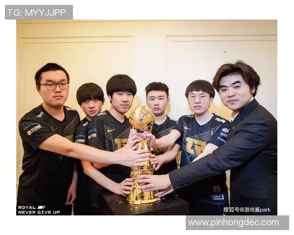RNG在国际邀请赛中的拼搏历程与荣耀时刻全景回顾